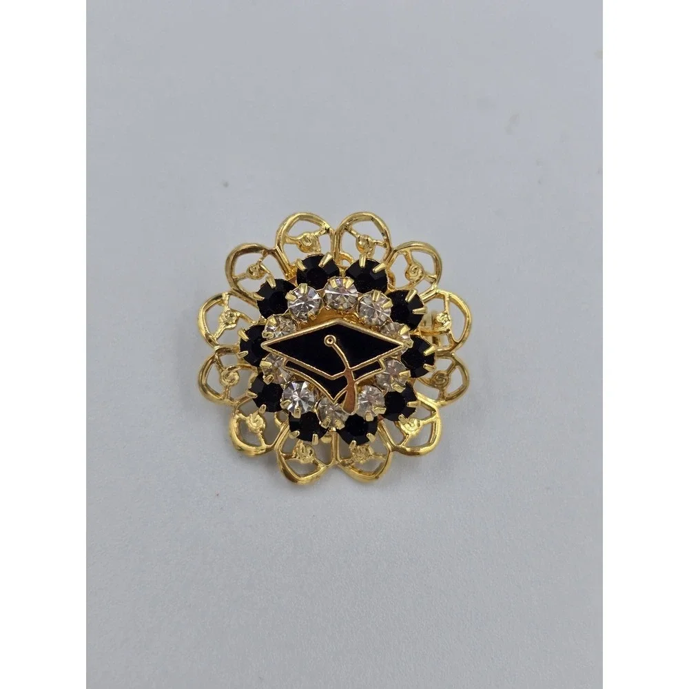 Vintage Gold Tone Graduation Cap Mortarboard Filigree Brooch Pin Rhinestone‎
